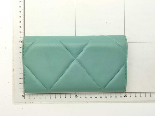 CHANEL Chanel 19 Long Wallet Light Green Wallet