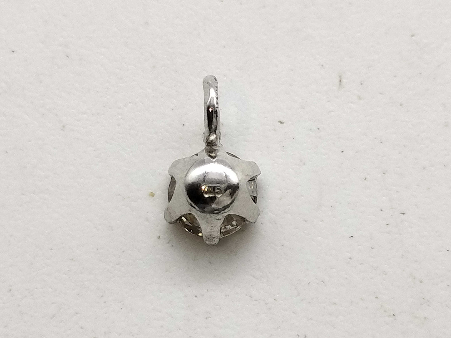 D0.15ct K18WG 0.2g Pendant Top