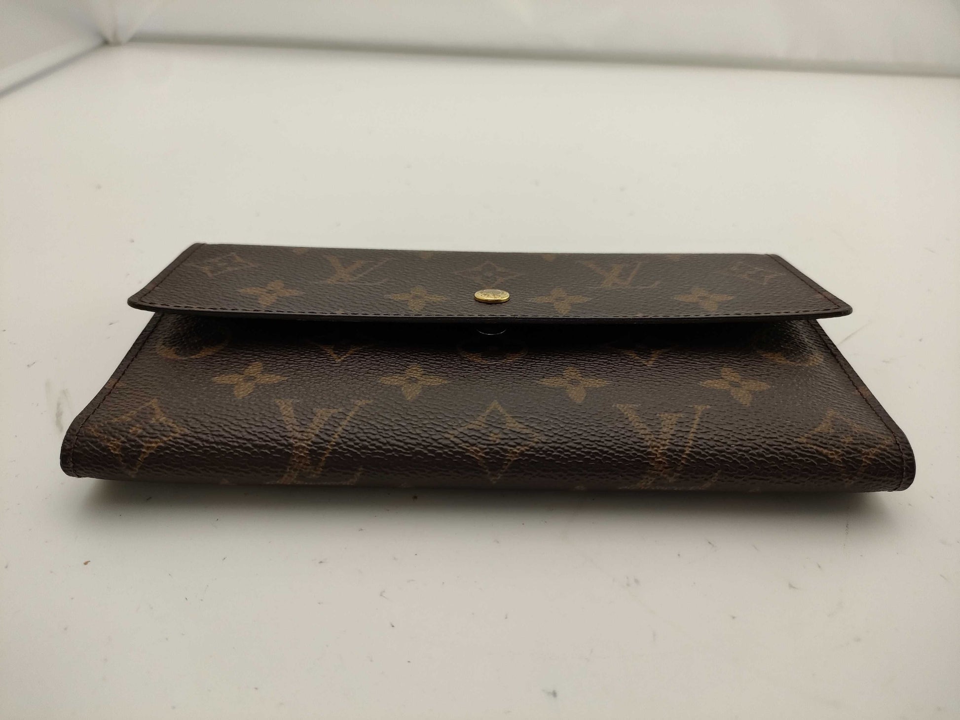 LOUIS VUITTON Monogram Portefeuille Sarah Wallet