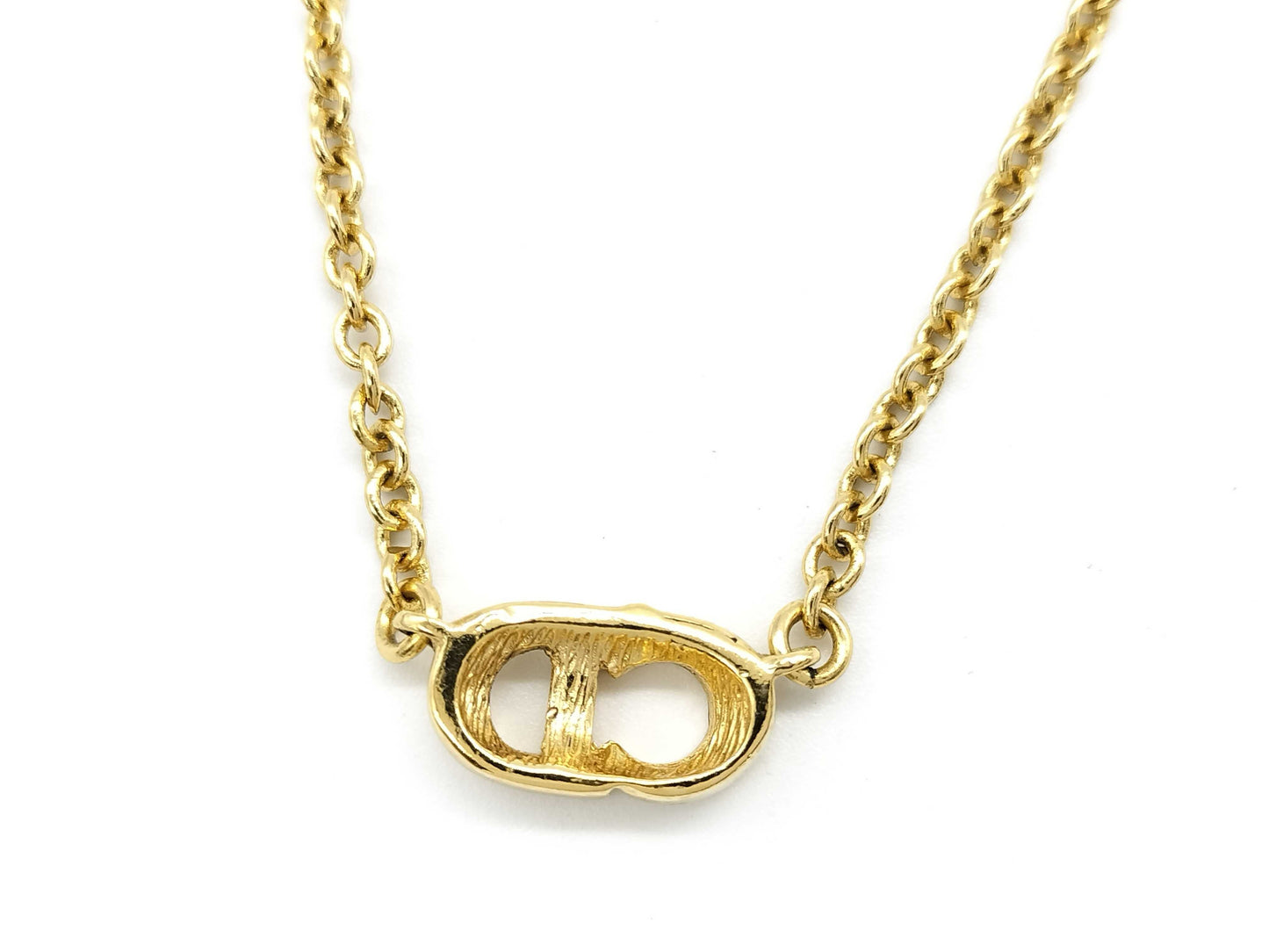 Dior logo necklace necklace