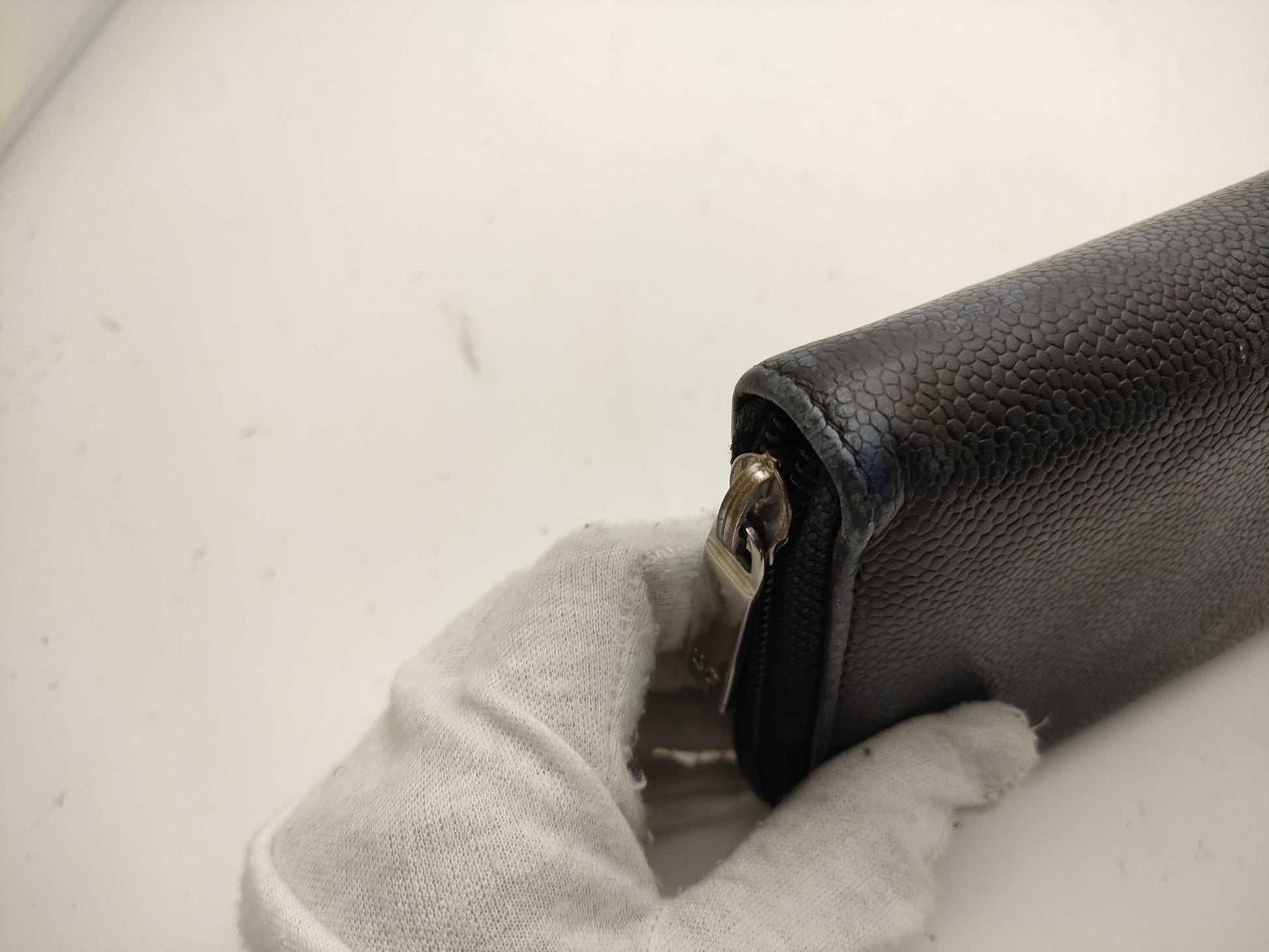 CHANEL Caviar Skin Long Wallet
