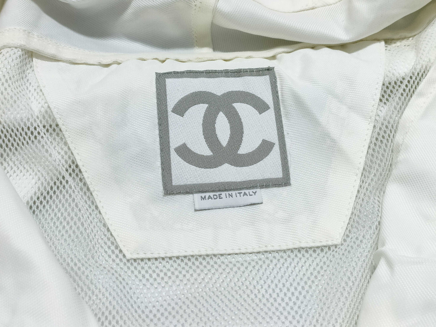 CHANEL 01P Half-Zip Hoodie White Other Apparel