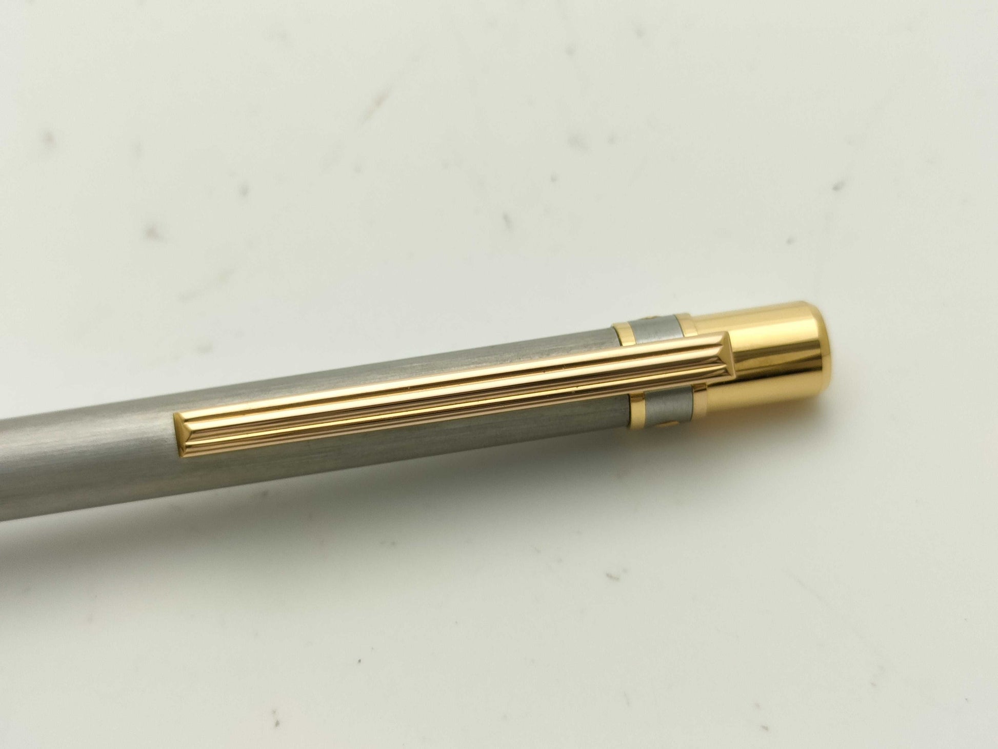 Cartier Santos de Cartier Ballpoint Pen/Twist-Style Fountain Pen