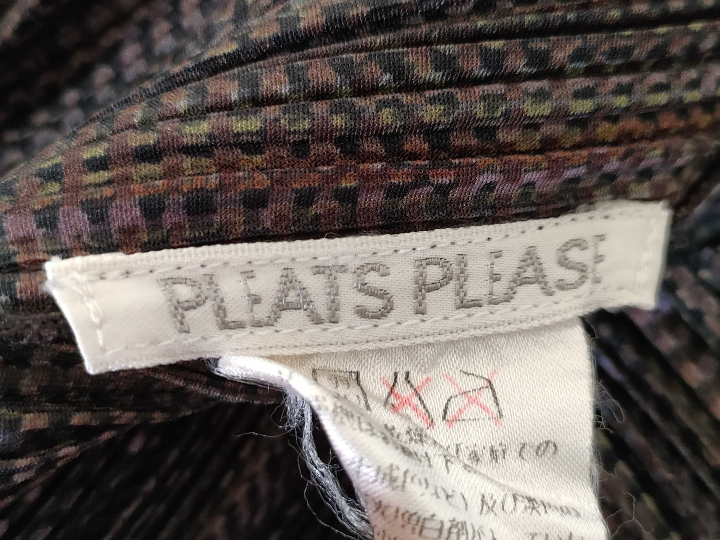 ISSEY MIYAKE Pleated Pleated Set Tops