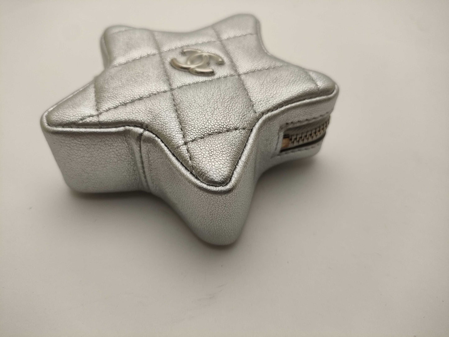 CHANEL Lambskin Matramskin Star 2023 Limited Edition Coin Case