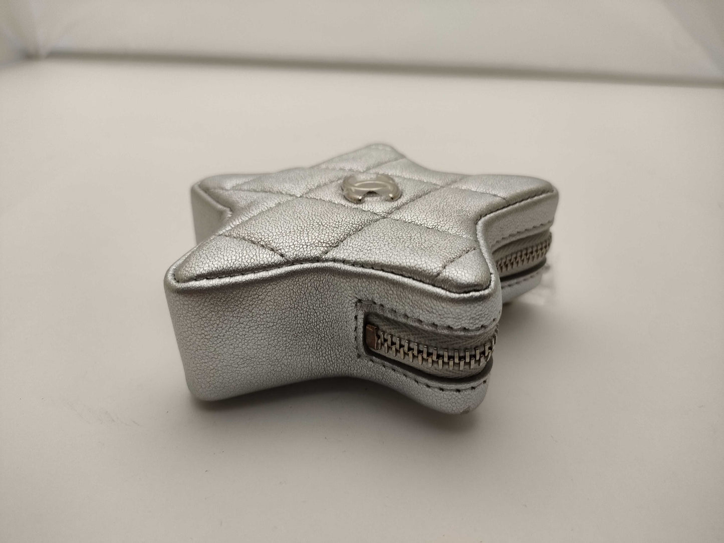 CHANEL Lambskin Matramskin Star 2023 Limited Edition Coin Case