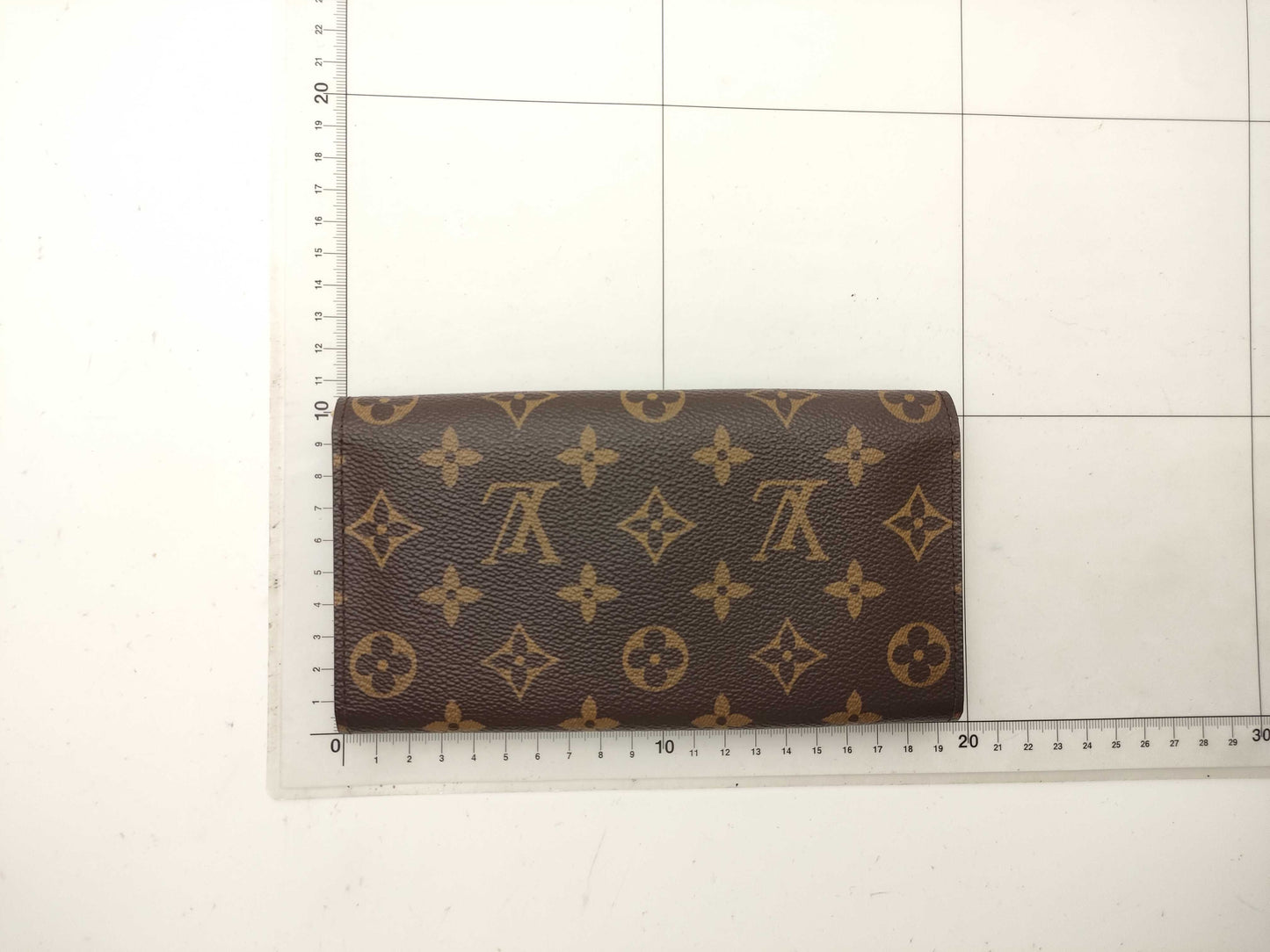 LOUIS VUITTON Monogram Portefeuille Sarah Wallet