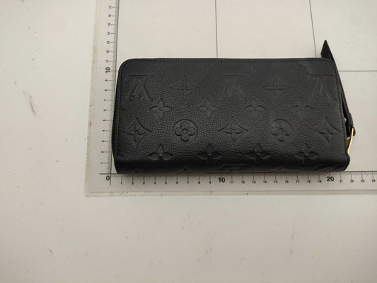 LOUIS VUITTON Monogram Empreinte Zippy Wallet