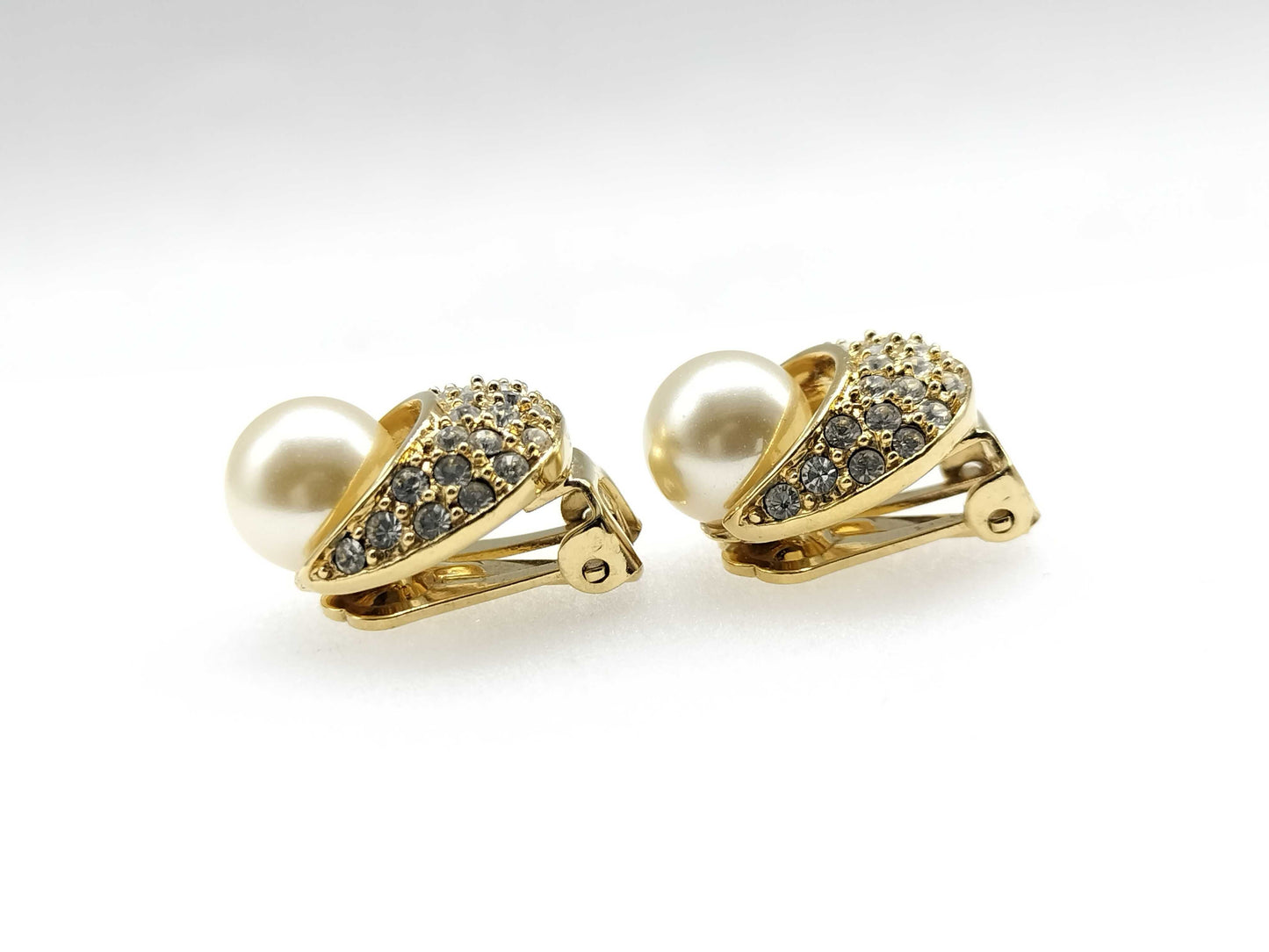 Dior Earrings Pearl Stone Gold Earrings