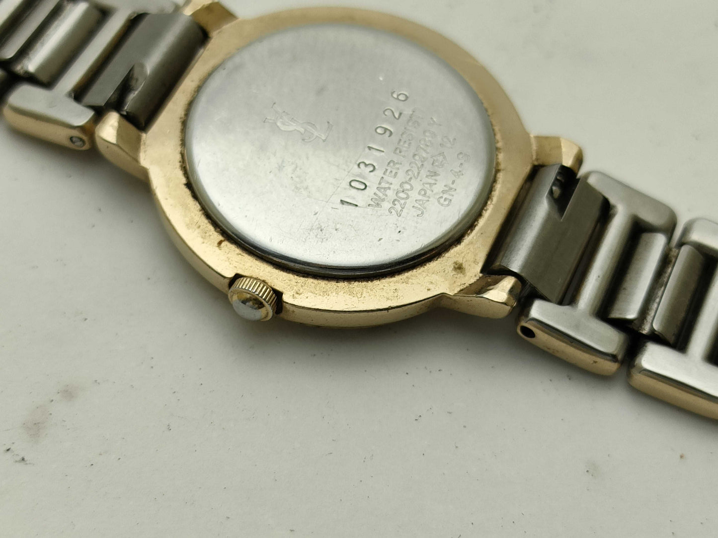 Yves Saint Laurent YSL 2200-229789 Women's Watch, Unoperated