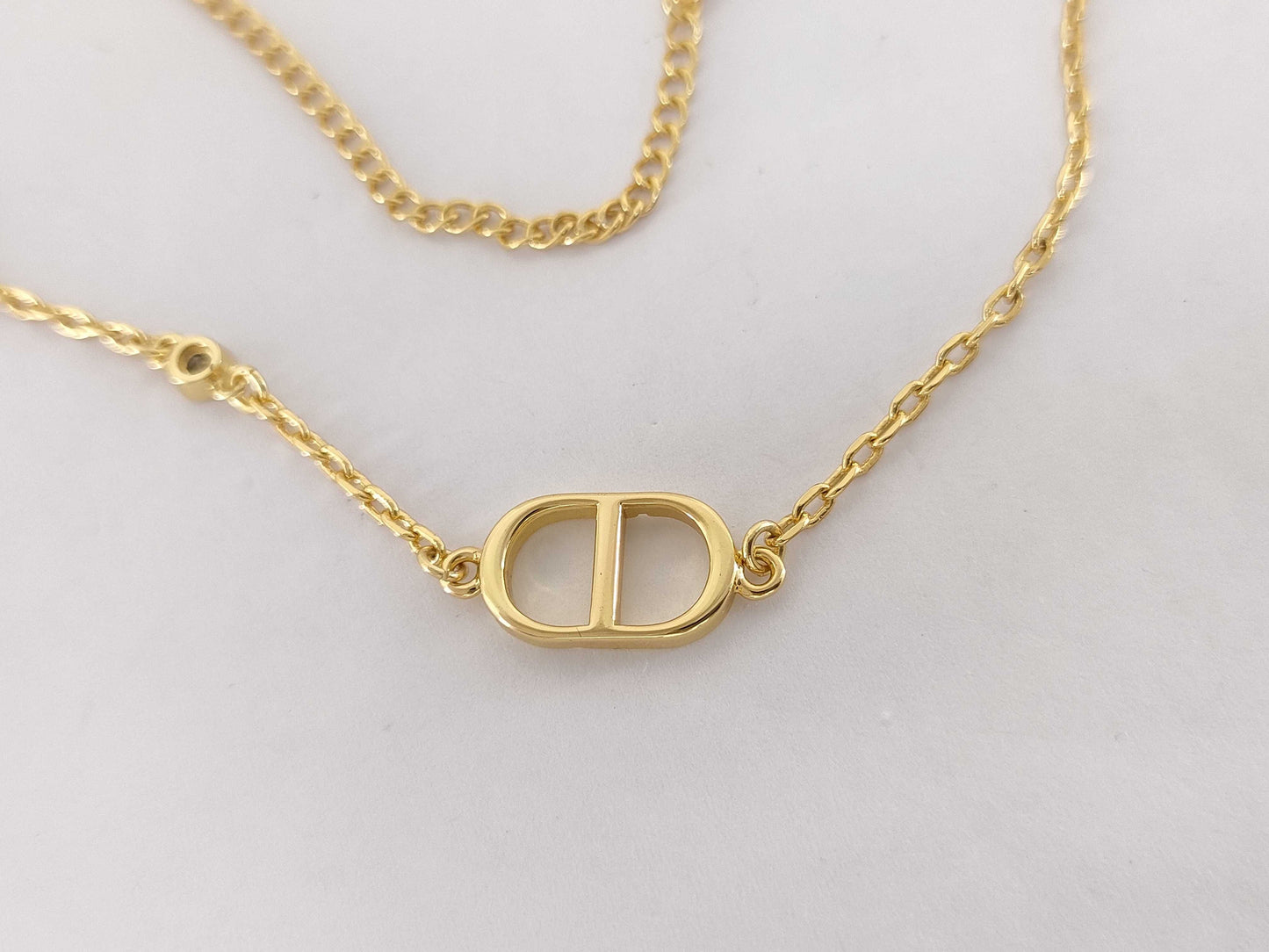 Dior Rhinestone Star Necklace Gold Necklace
