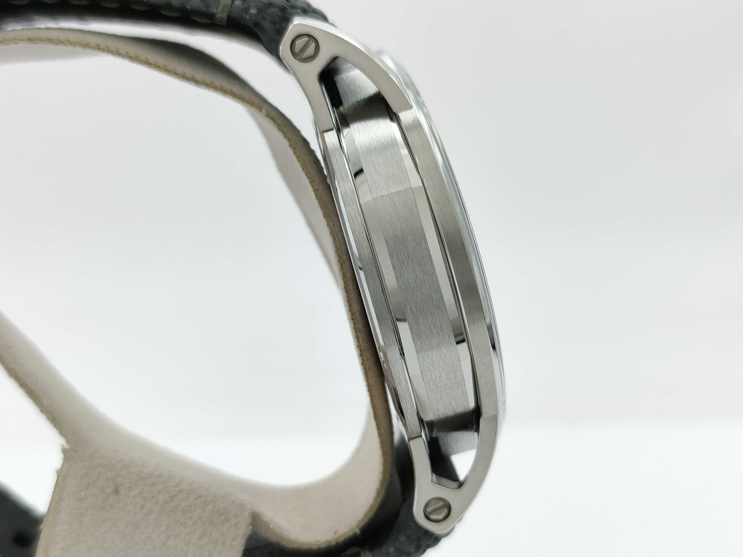AUDEMARS PIGUET 15210ST.OO.A009KB.01 FM9846G Automatic Gray Dial Men's Watch