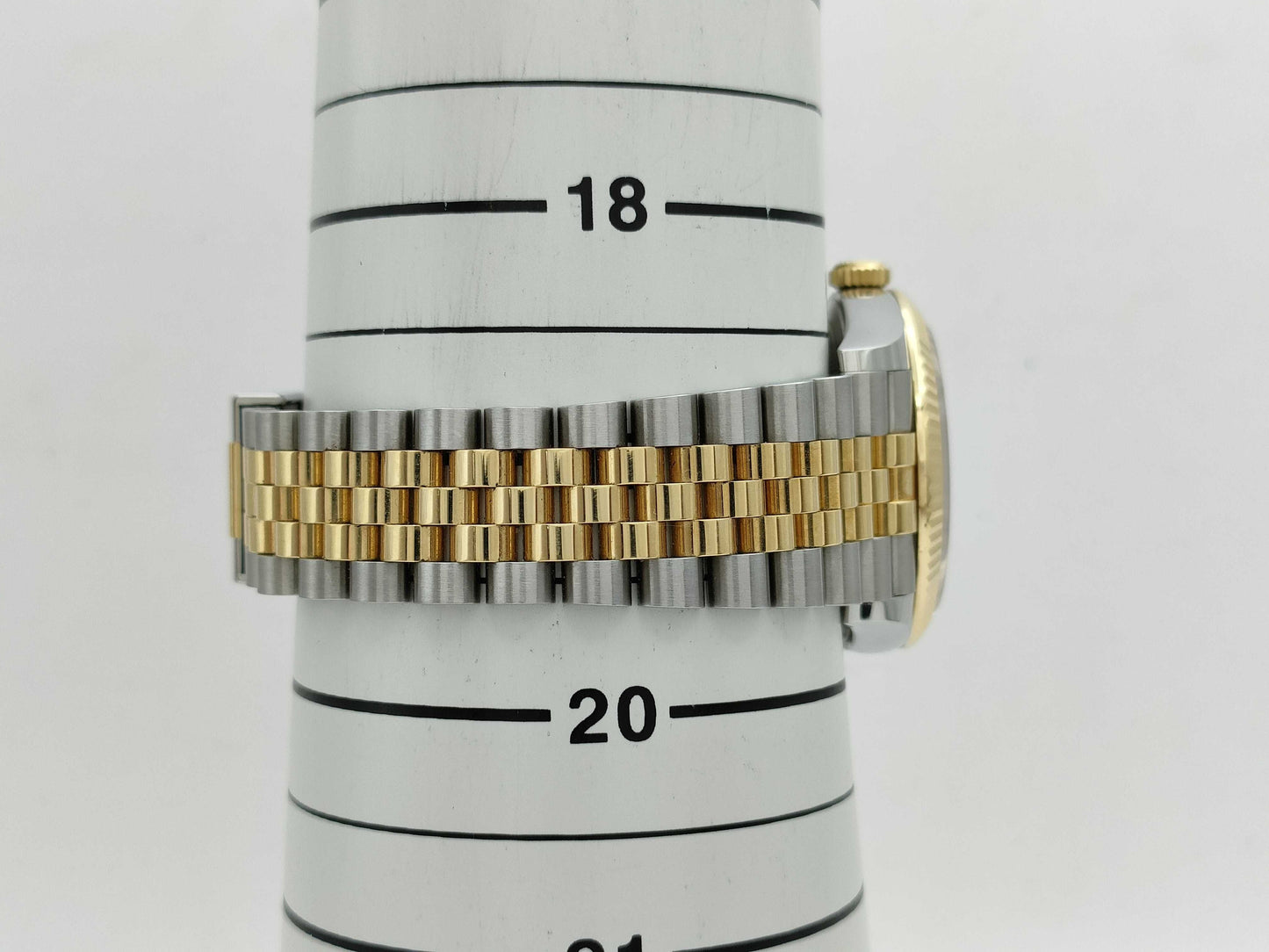 ROLEX 126233NG V0013556 White Shell Dial Men's Watch