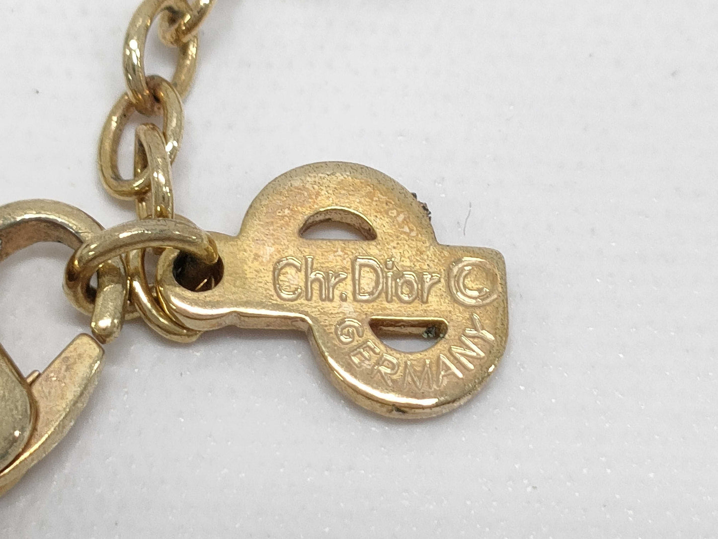 Dior logo necklace necklace