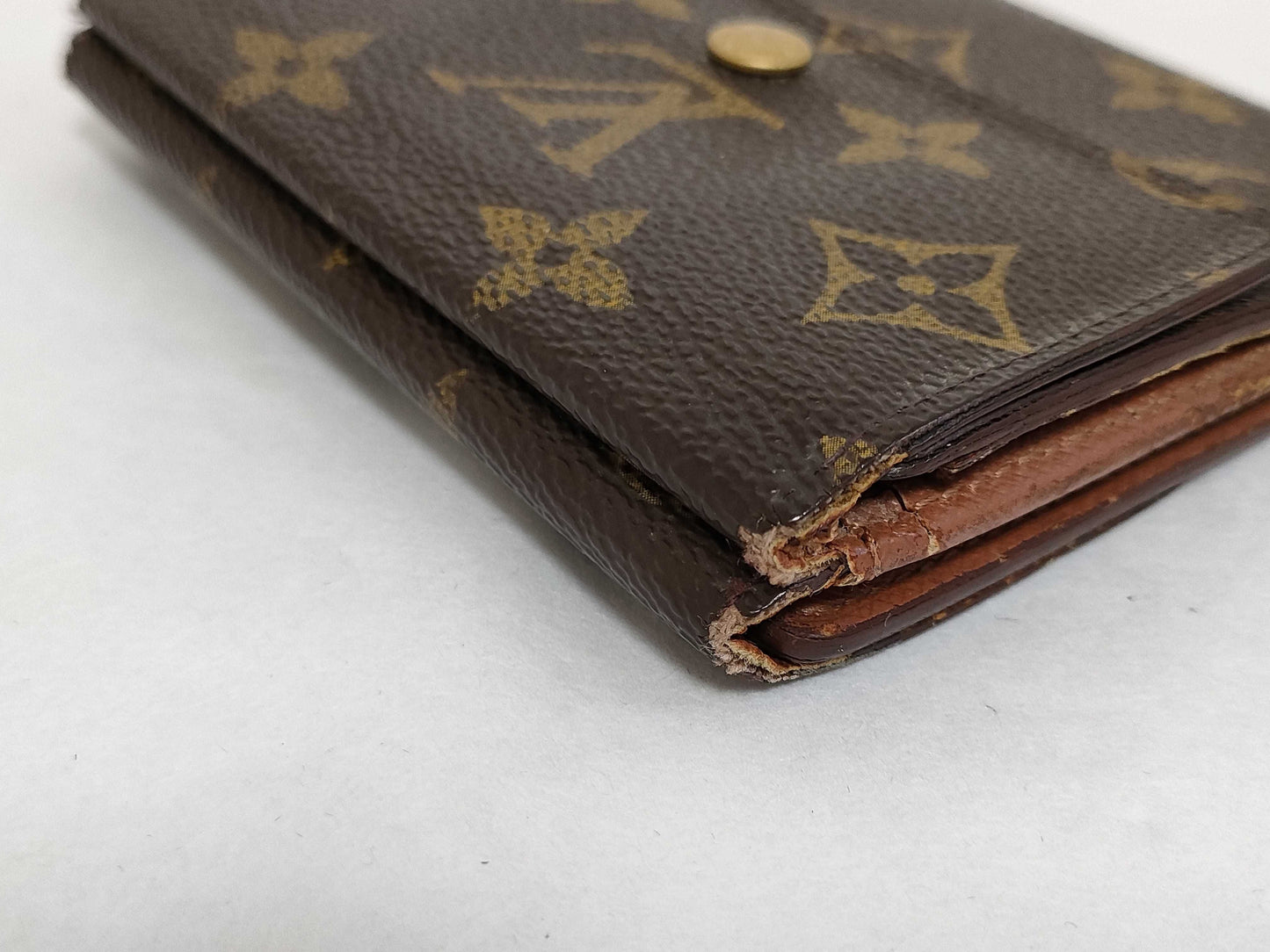 LOUIS VUITTON Monogram Double Hook Wallet