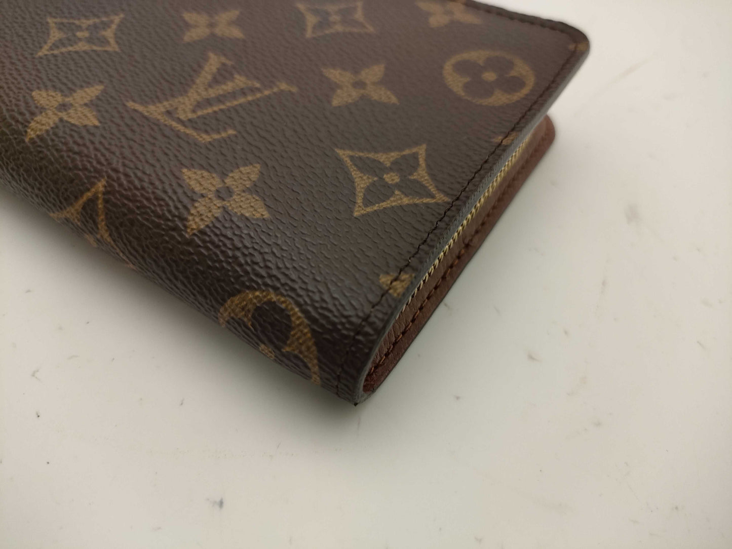 LOUIS VUITTON Monogram Porte Monnaie Zip Wallet
