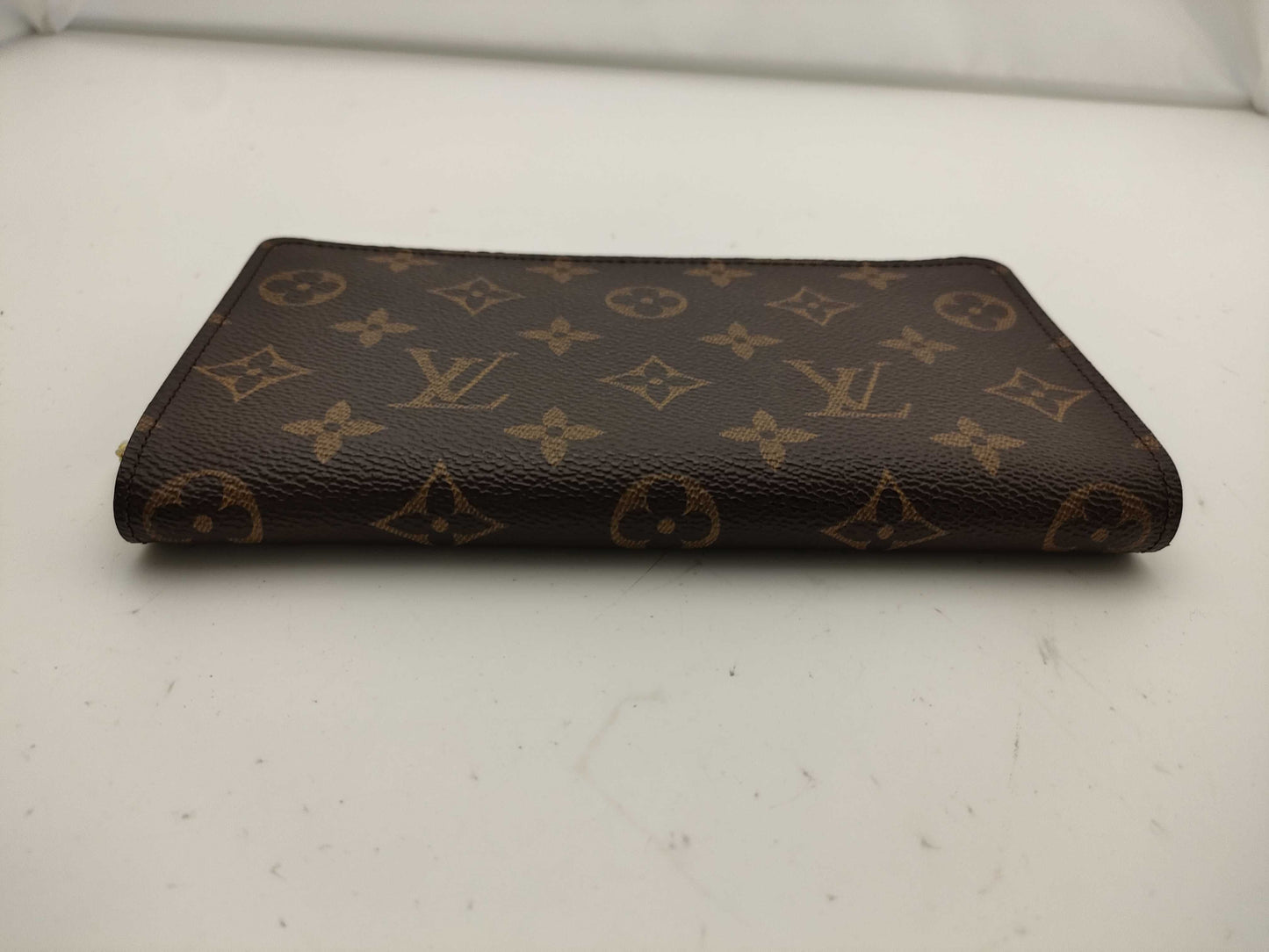 LOUIS VUITTON Monogram Porte Monnaie Zip Wallet
