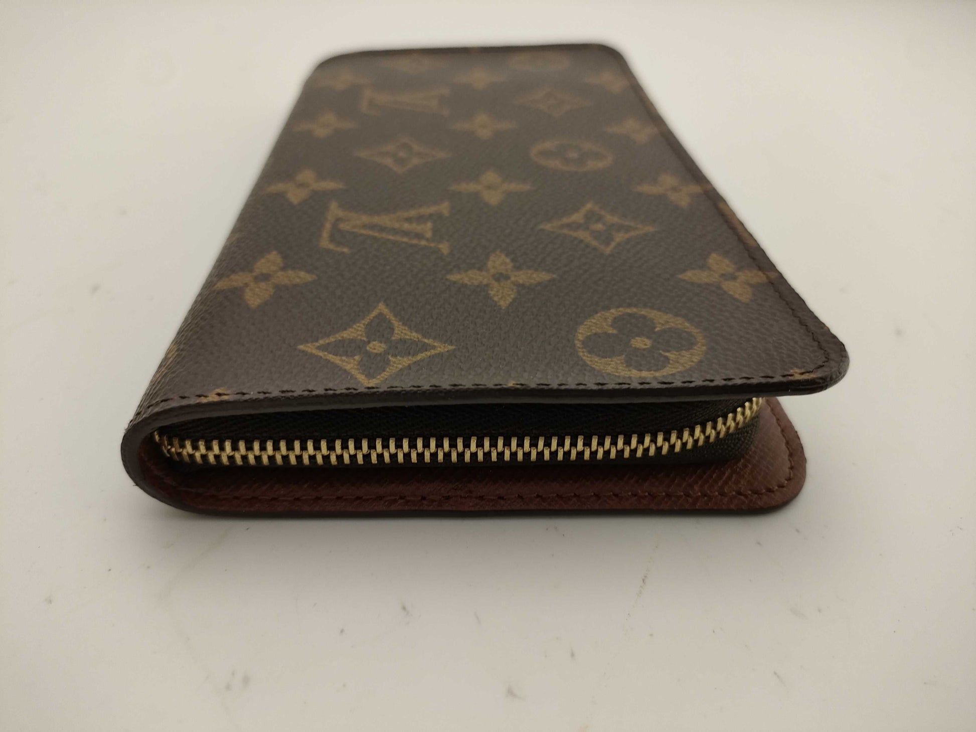 LOUIS VUITTON Monogram Porte Monnaie Zip Wallet