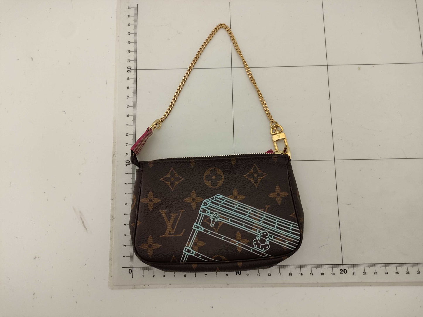 LOUIS VUITTON Monogram M58009 Mini Pochette Accessoires Holiday Pouch