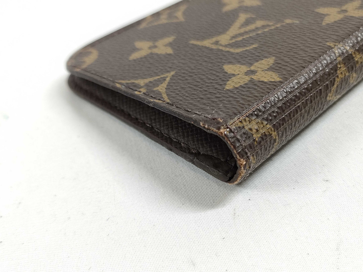 LOUIS VUITTON Monogram Wallet/Smartphone Case