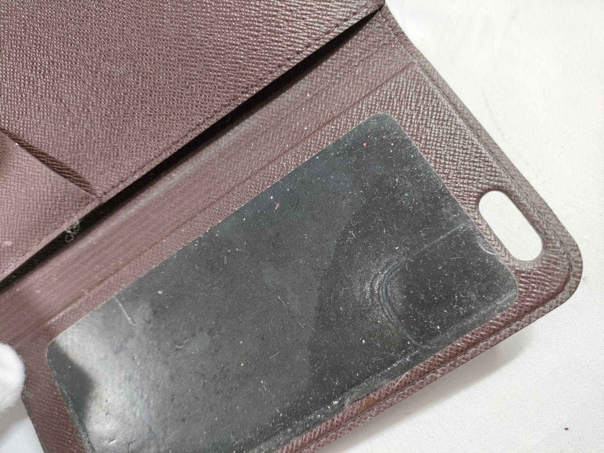 LOUIS VUITTON Monogram Wallet/Smartphone Case