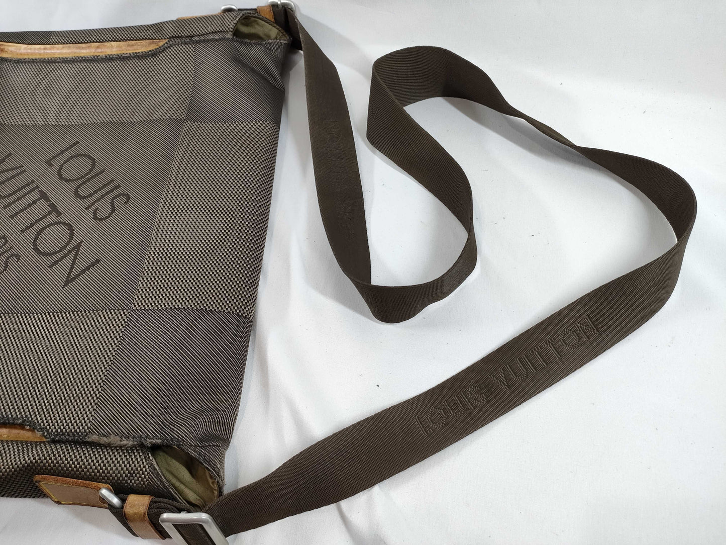 LOUIS VUITTON Damier Geant Damier Geant Messager/Messenger Shoulder Bag