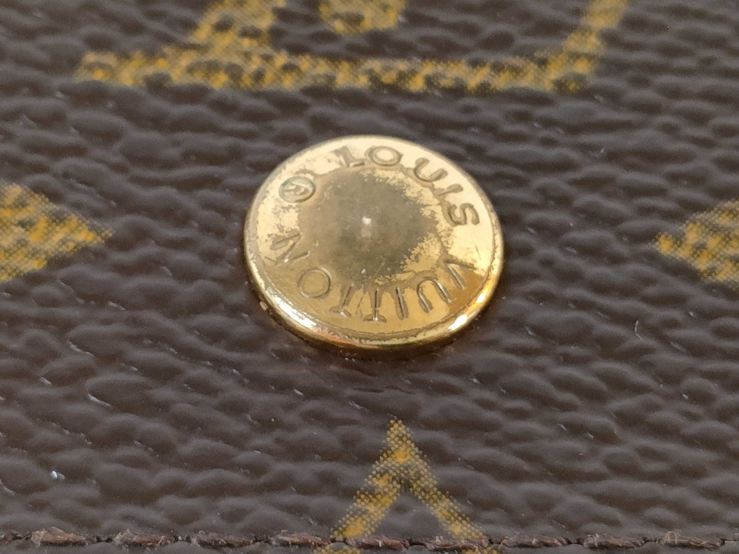 LOUIS VUITTON Monogram Double Hook Wallet