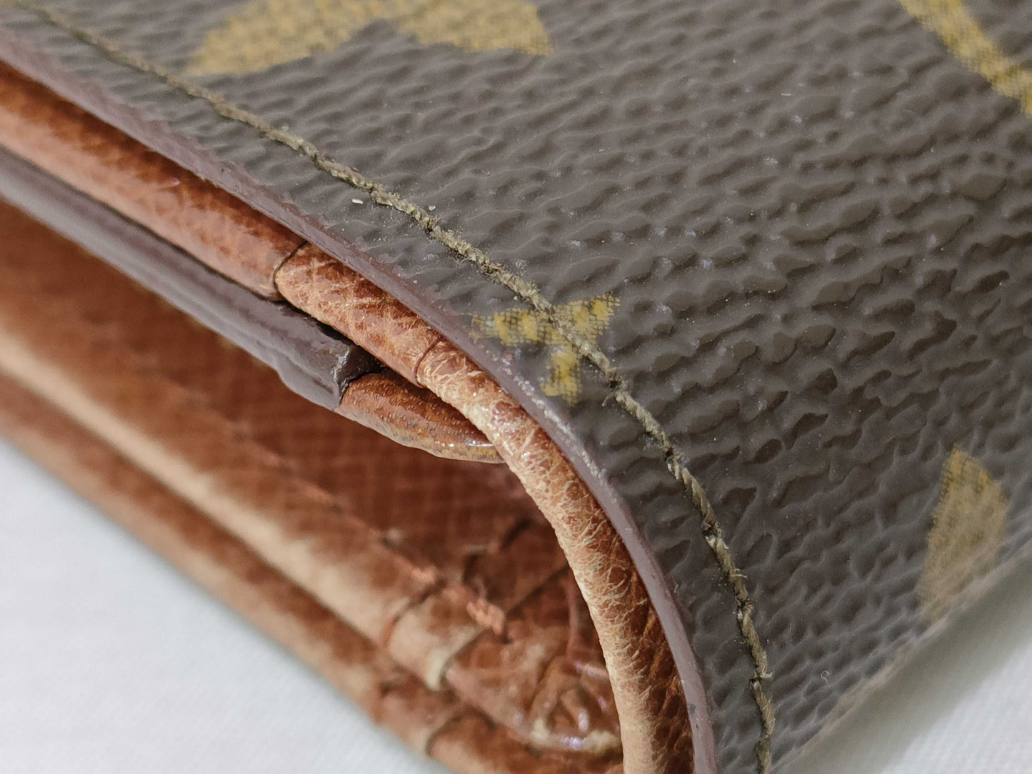 LOUIS VUITTON Monogram Bifold Wallet