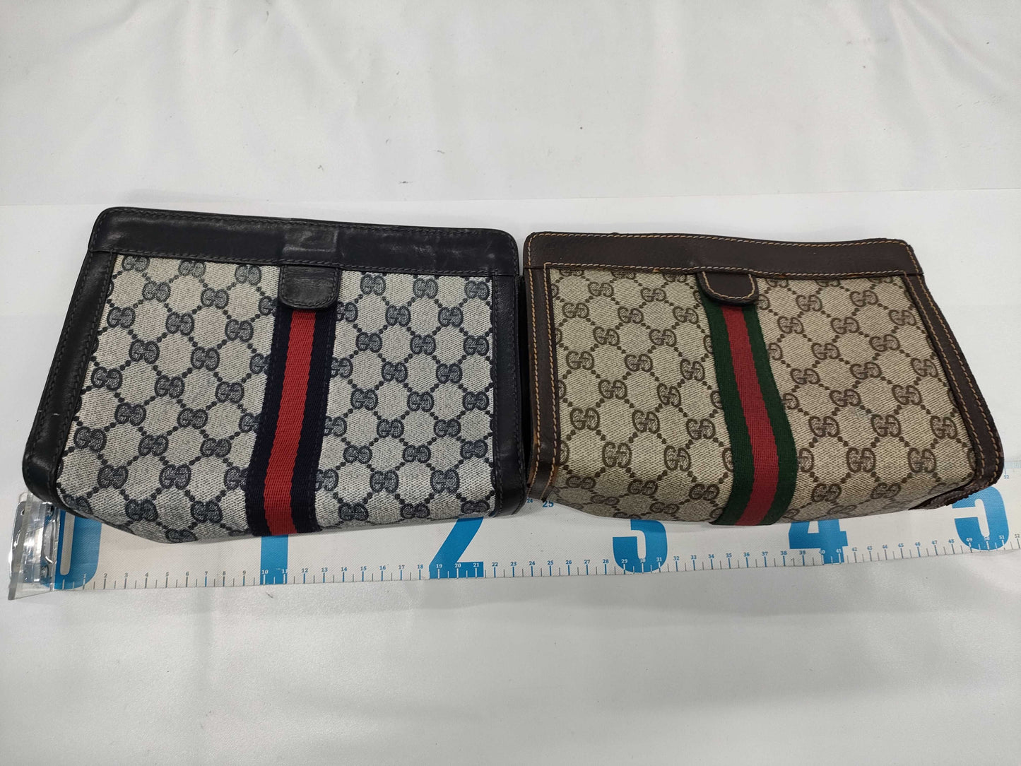 GUCCI GG Supreme Cherie Parfum Pouch