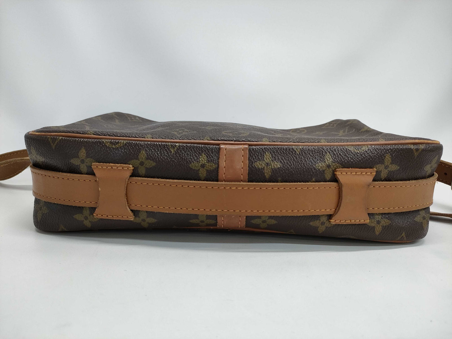 LOUIS VUITTON Monogram USA Licensed Square Shoulder Bag
