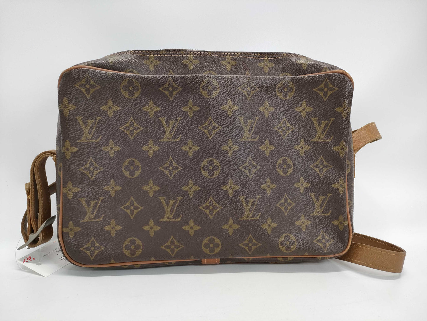 LOUIS VUITTON Monogram USA Licensed Square Shoulder Bag