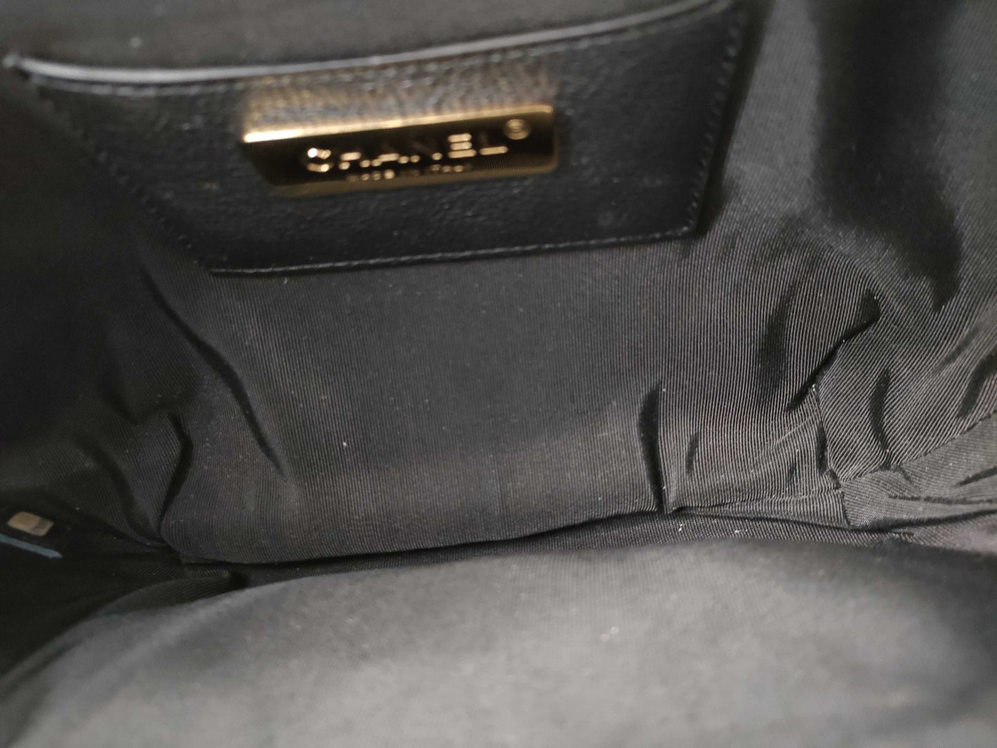 CHANEL Matelasse Caviar Skin Waist Bag