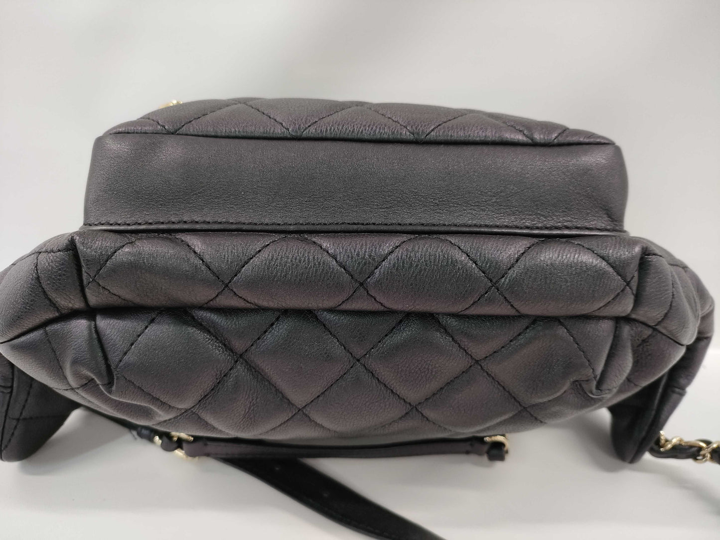 CHANEL Matelasse Caviar Skin Waist Bag