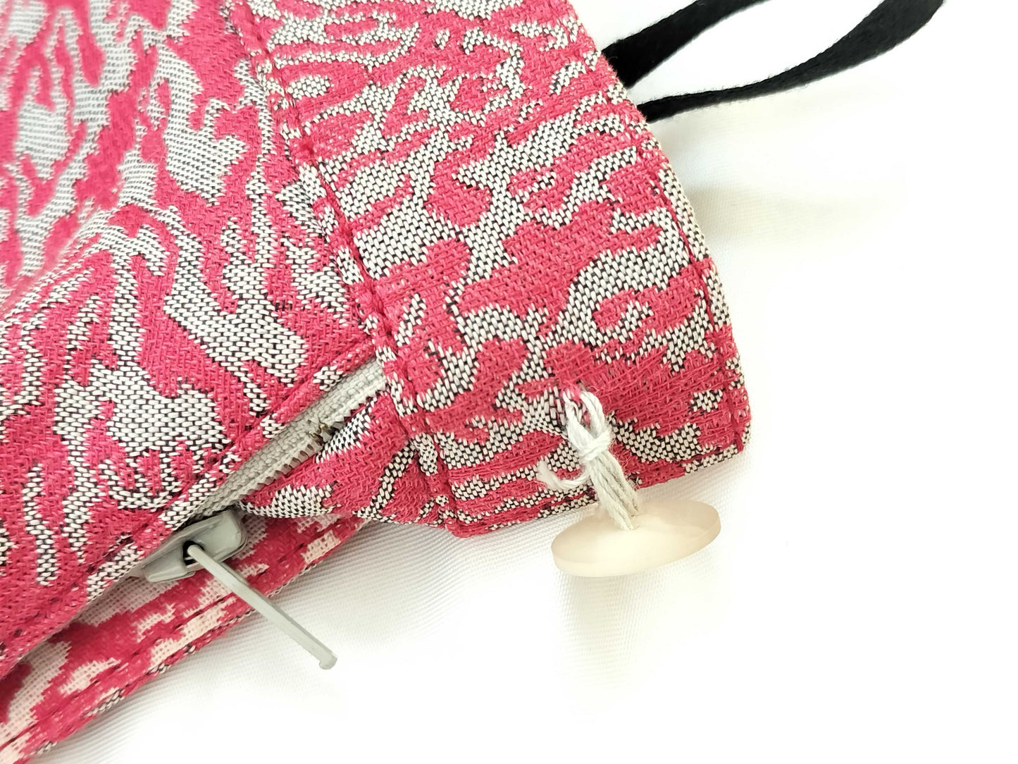 ISSEY MIYAKE all-over print skirt