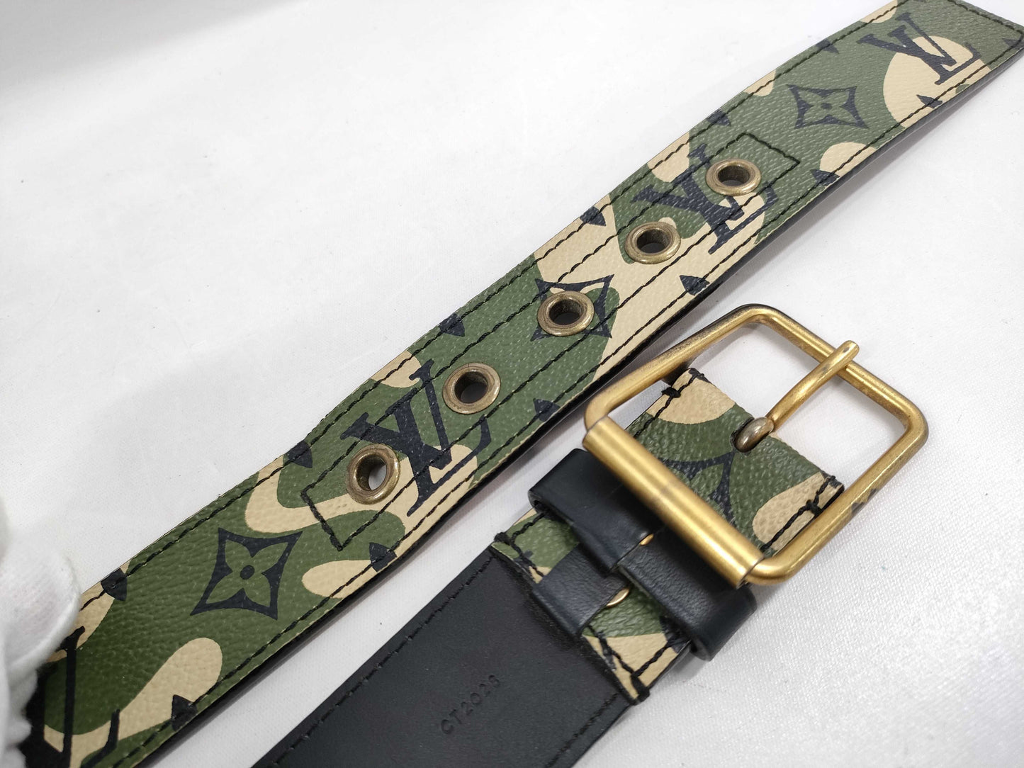 LOUIS VUITTON M9646U Santur Monogramoflage 95 Belt