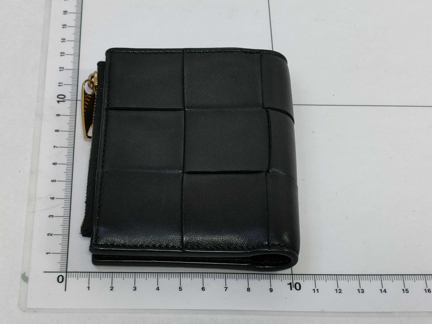 BOTTEGA VENETA Intrecciato Small Maxi Wallet Black