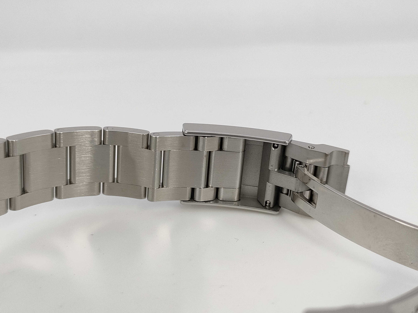 ROLEX 126500LN 146X3744 White Dial Men's Watch
