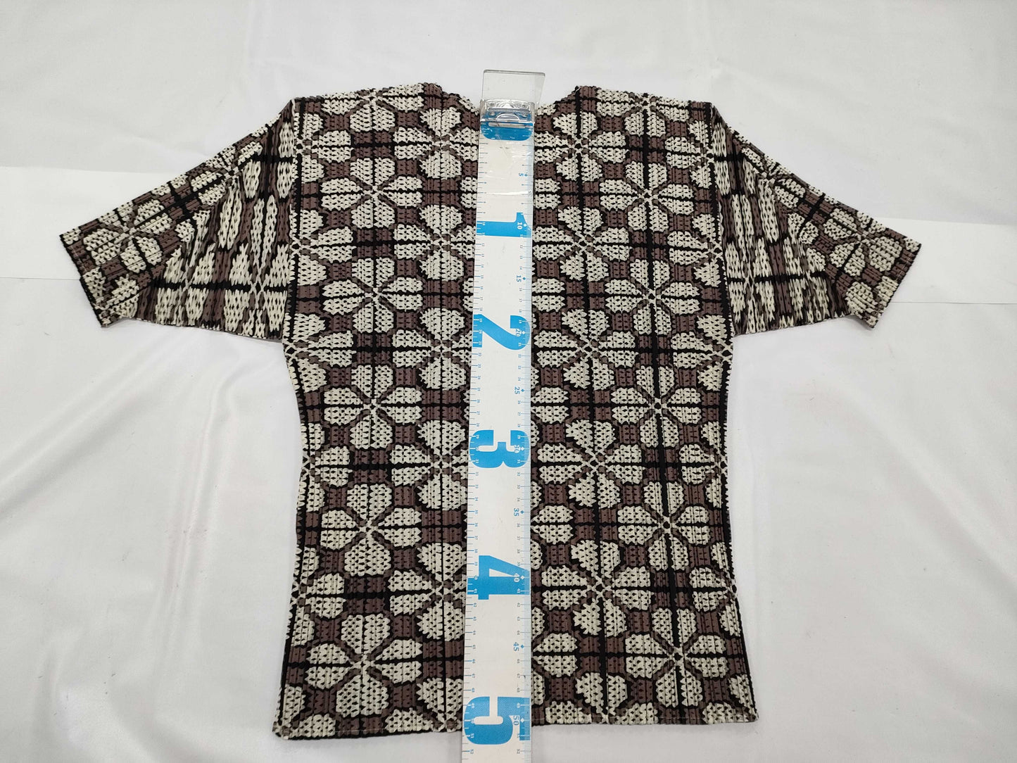 ISSEY MIYAKE Pleats Please patterned short-sleeved top