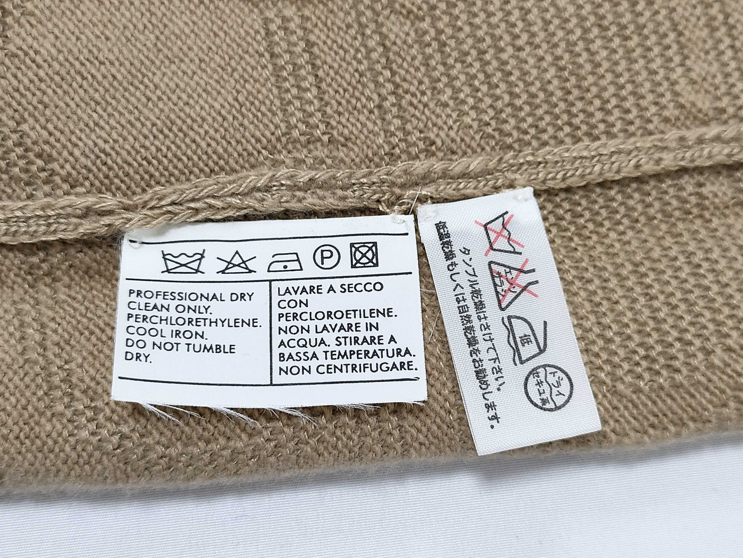 Salvatore Ferragamo Gancini/Vest Vest