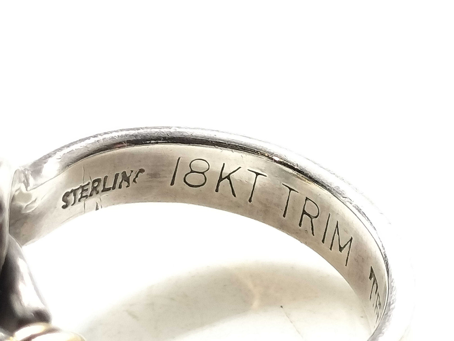 Tiffany/Hook and Eye/Ring
