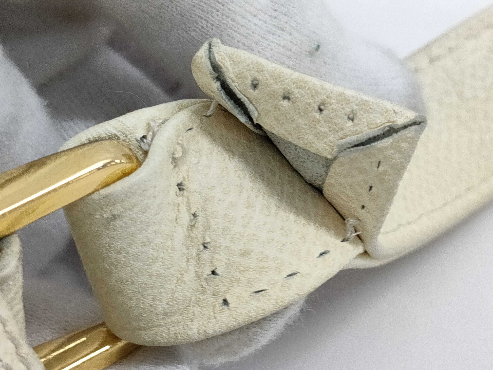 Leather shoulder bag