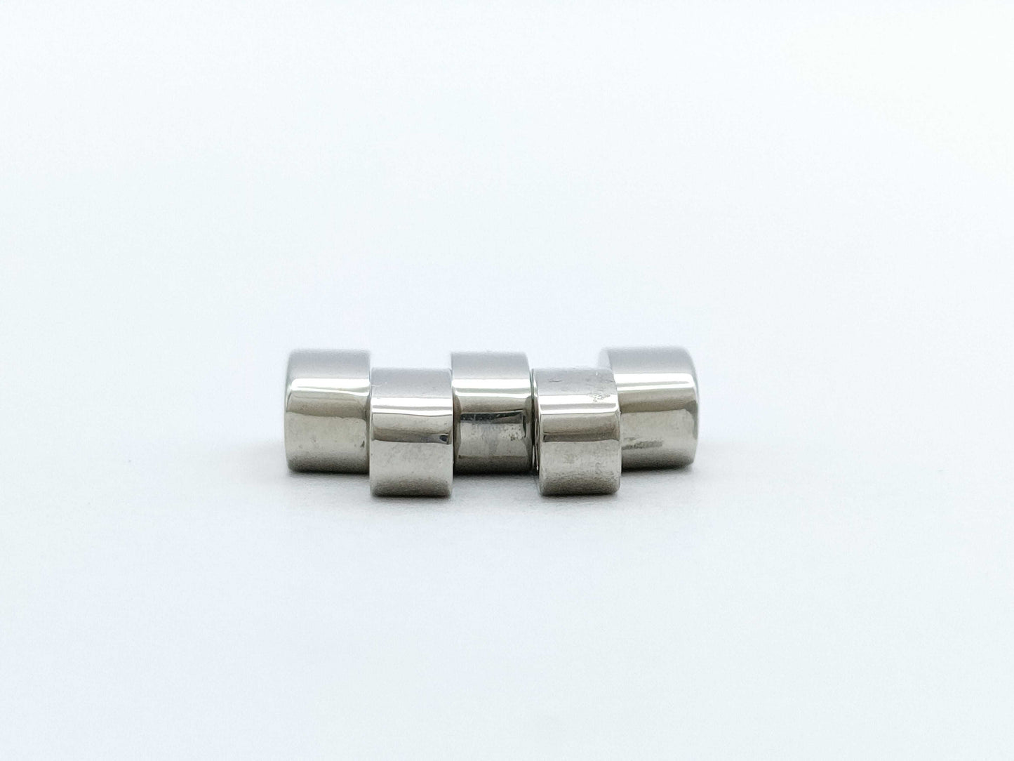Tops and other accessories