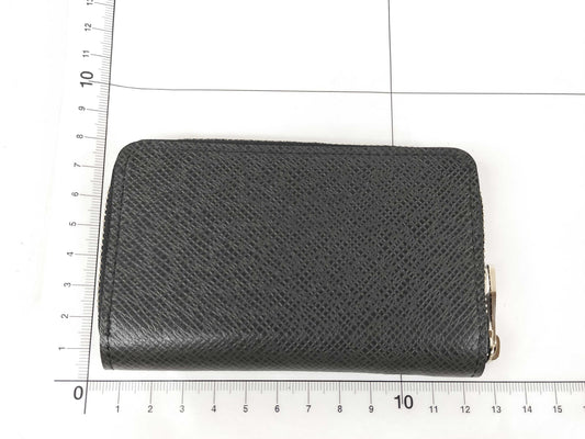 LOUIS VUITTON Taiga Coin Purse
