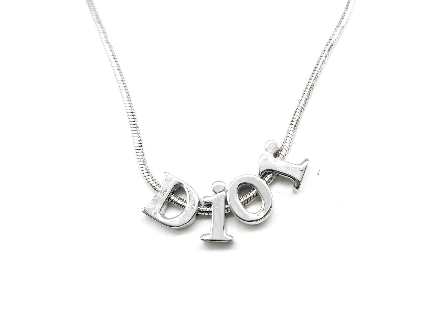 Dior logo necklace necklace