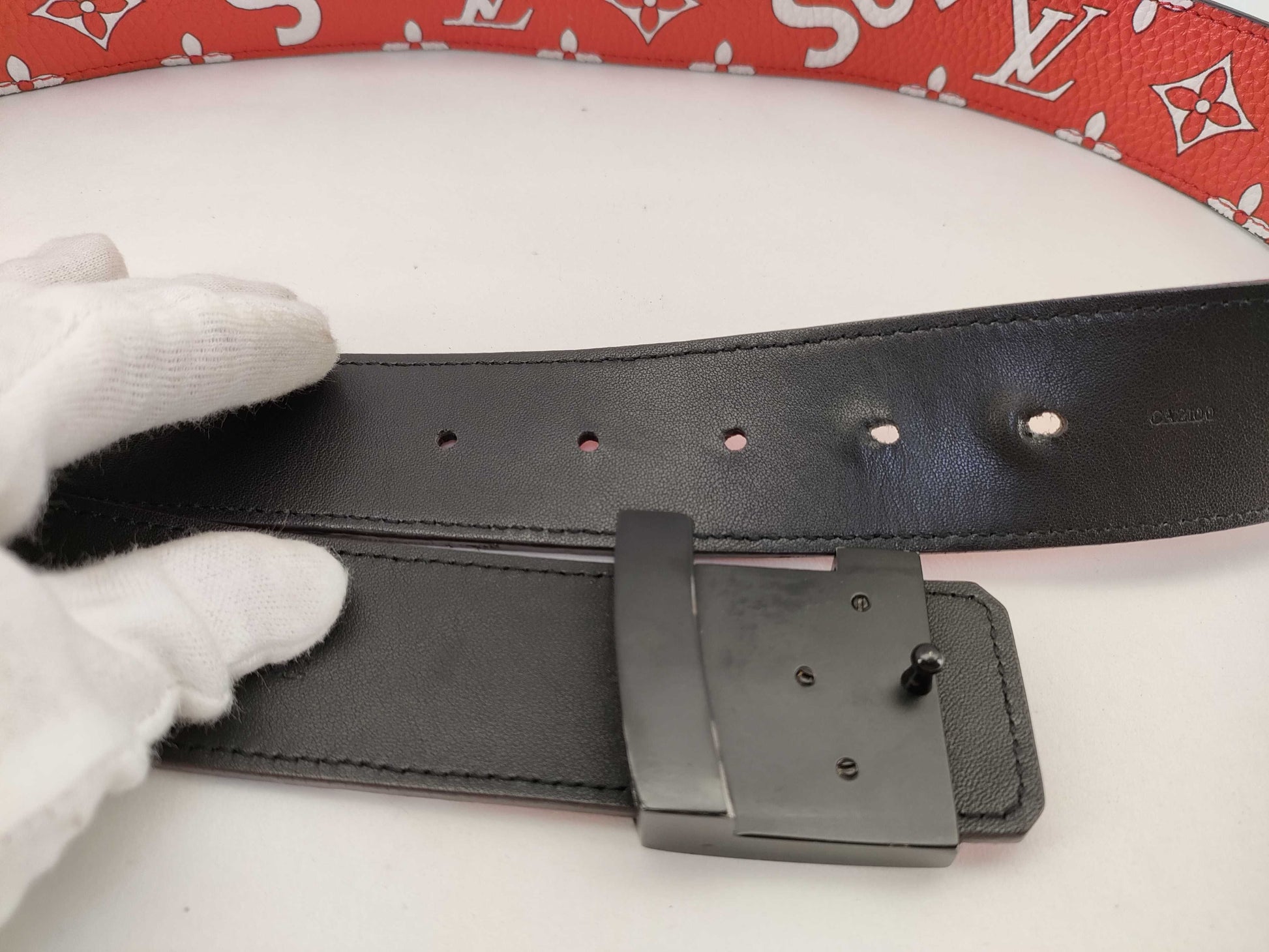 LOUIS VUITTON SUPREME Monogram Santur Red MP015/CA2100 Belt