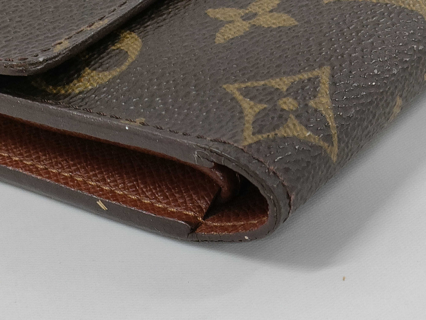 LOUIS VUITTON Monogram Tri-fold Wallet