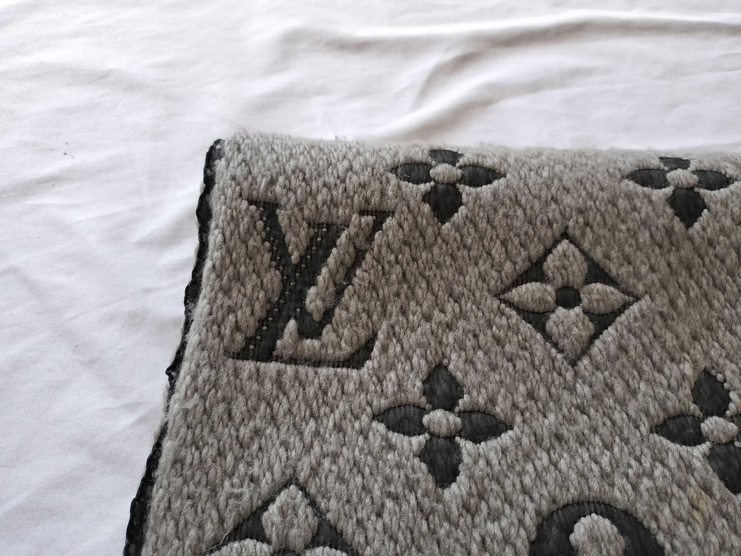 LOUIS VUITTON Monogram Scarf Gray Scarf