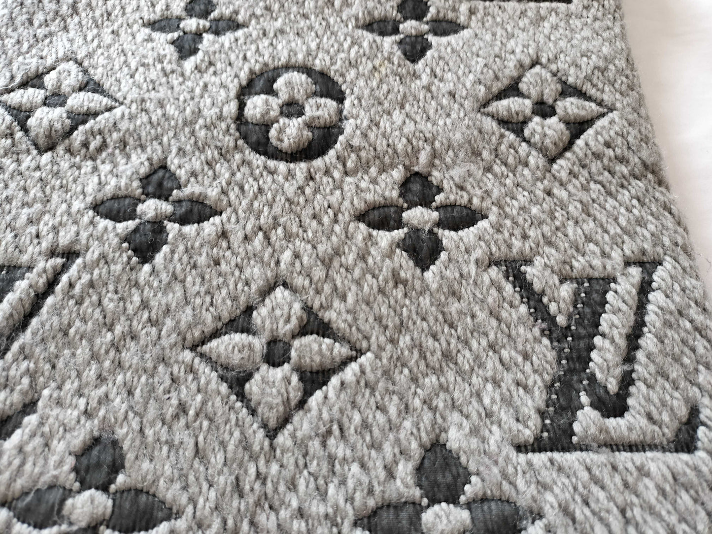 LOUIS VUITTON Monogram Scarf Gray Scarf