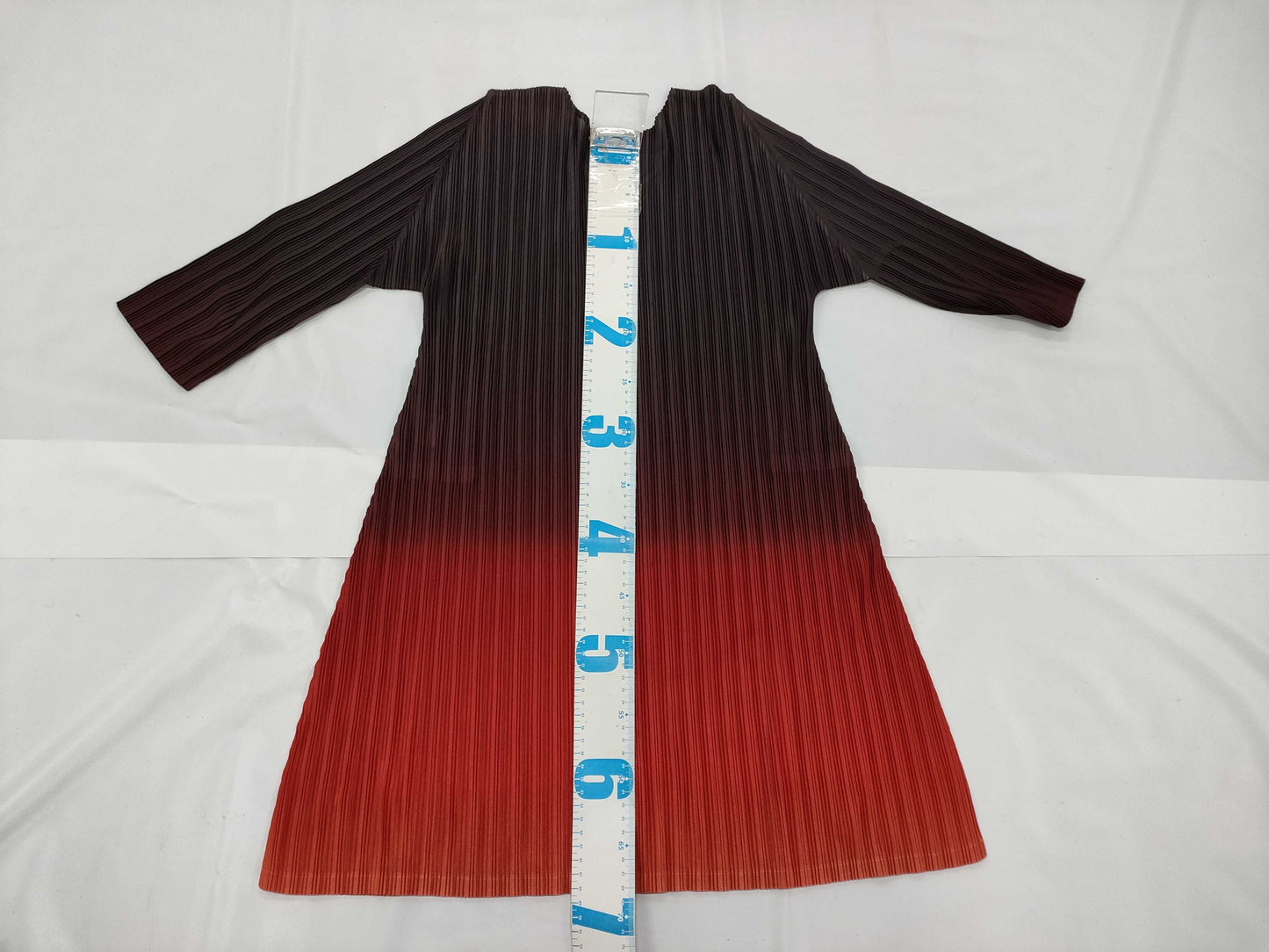 ISSEY MIYAKE Pleats Please Gradation Top
