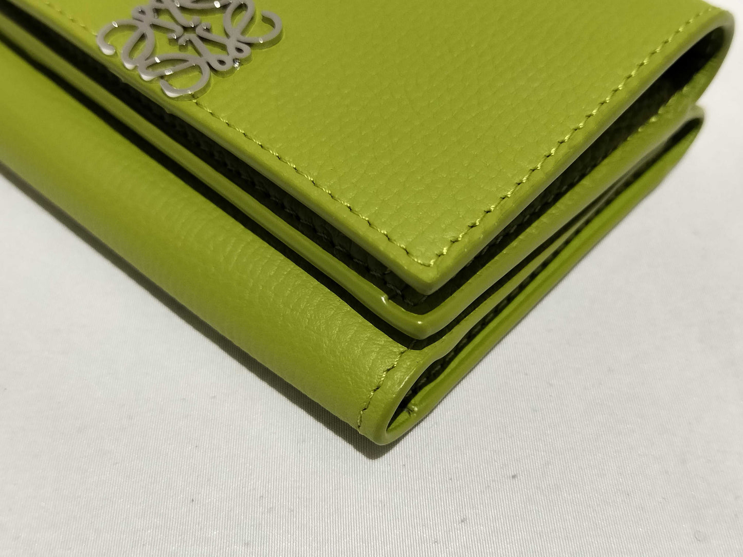 LOEWE Anagram Trifold Pebble Grain Wallet